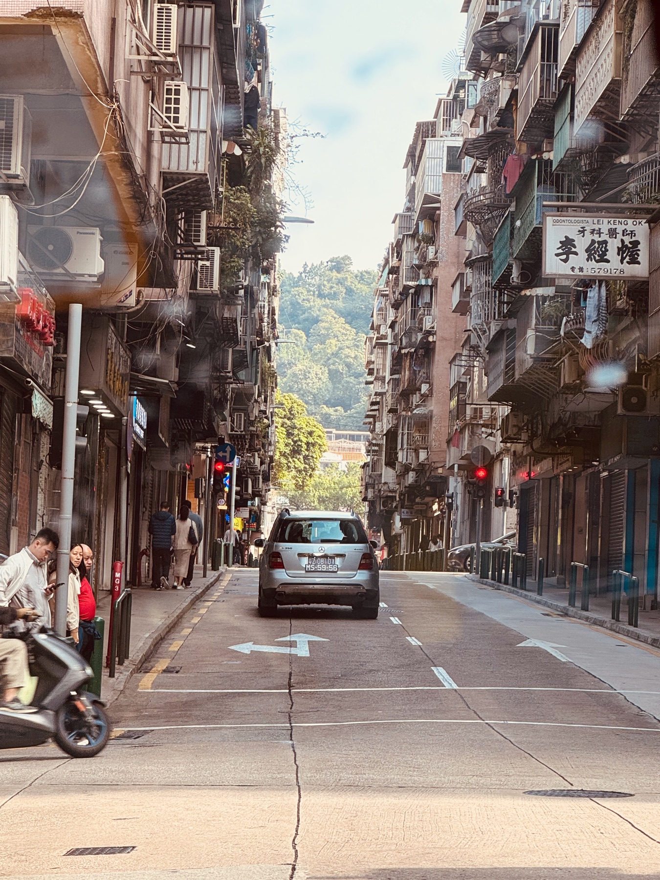 街巷之间